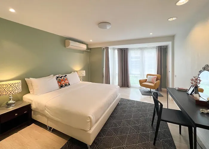 Aparthotel Neveu Premier : Ratchada 4*