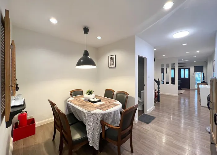Neveu Premier : Ratchada 4*