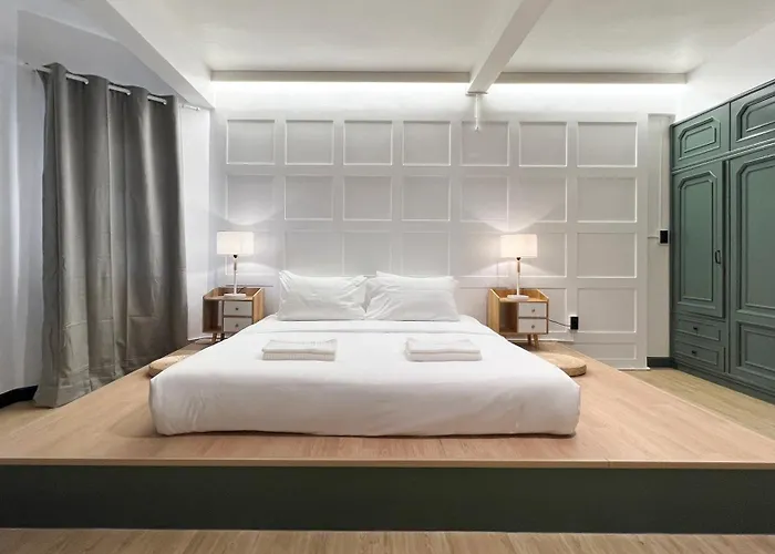 Aparthotel Neveu Premier : Ratchada 4*